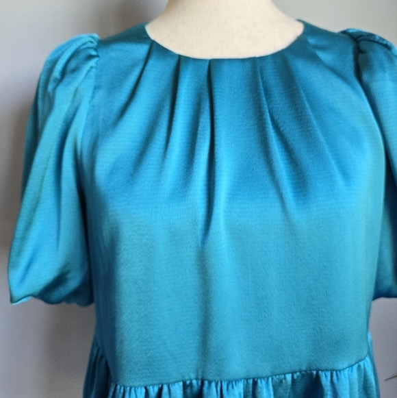 Lilly Pulitzer, Blakelynn Blue Rhapsody Puff Sleeve Satin Blouse Top, SZ Small 2 - Picture 4 of 12